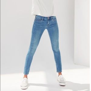 NWOT URBAN OUTFITTERS JEANS